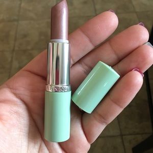 Clinique lip stick